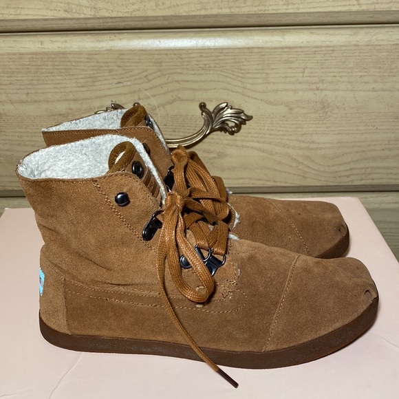 TOMS chestnut fleece Sherpa Highlands Botas suede leather chukka lace up booties - Picture 10 of 17
